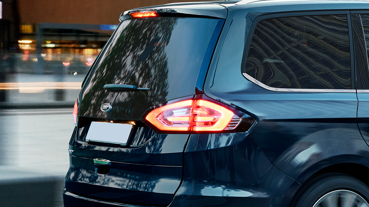 Задние фары