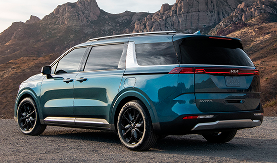 Фото Багажное отделение kia Carnival