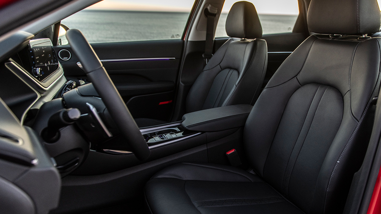 Фото Интерьер hyundai Sonata