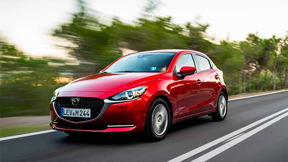 Фото О машине mazda 2