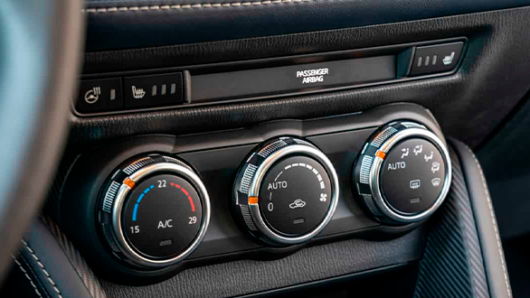 Фото Климат контроль mazda 2