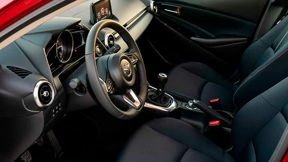 Фото Передние сиденья  mazda 3