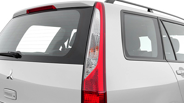 Задние фары