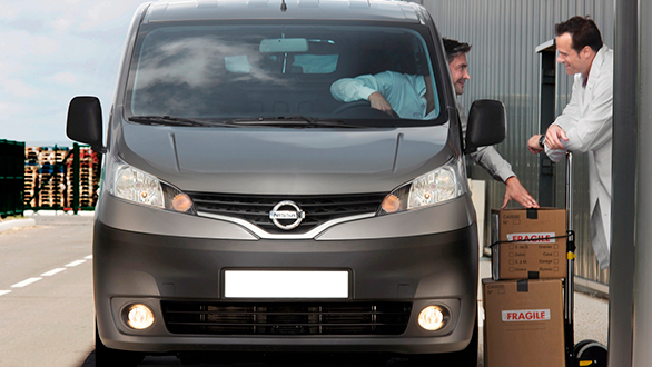 Фото Экстерьер nissan NV200