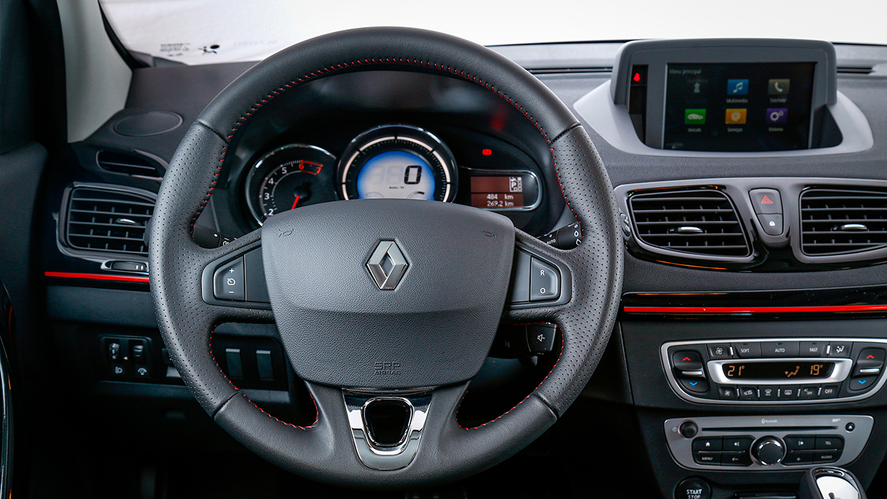 Фото Руль renault Fluence