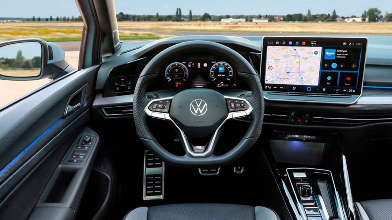 Фото Салон volkswagen Golf